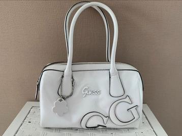 Handtas Guess, Enlèvement, Sac à main