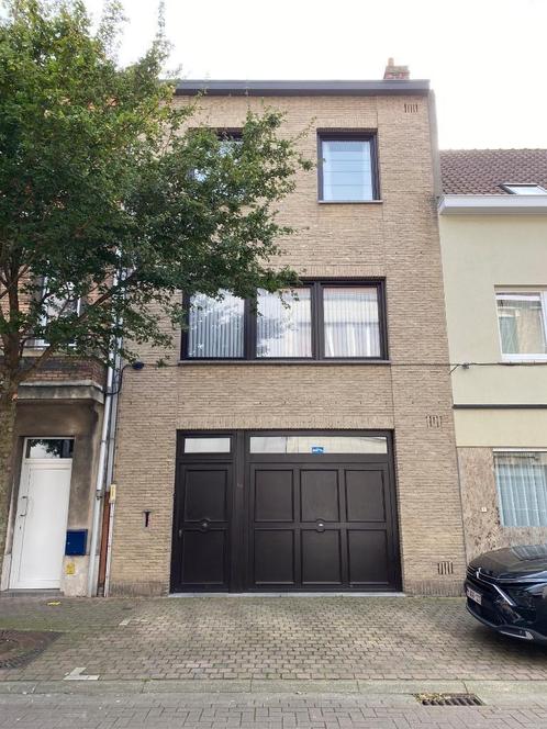 Bel-etage woning  te koop Oostende, Immo, Huizen en Appartementen te koop, Oostende, tot 200 m², Tussenwoning, Verkoop zonder makelaar