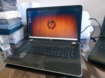 17.3 inch luxe HP Quadcore AMD laptop 8GB 500GB HDD beschikbaar voor biedingen
