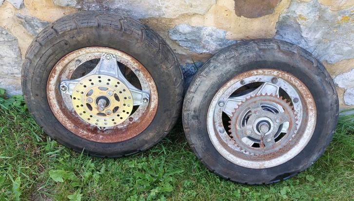 Roues complètes Dax Skyteam Symex 50cc 2012, Vélos & Vélomoteurs, Pièces de cyclomoteur | Général, Utilisé, Autres types, Enlèvement ou Envoi