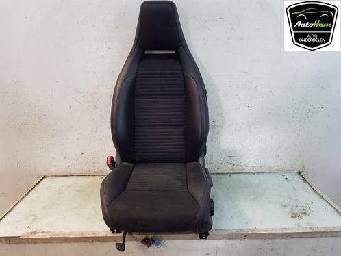 STOEL LINKS VOOR Mercedes-Benz CLA (117.3) (A0009107904), Auto-onderdelen, Interieur en Bekleding, Mercedes-Benz, Gebruikt