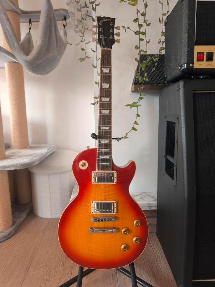 Gibson Les Paul Standard 2004 Cherry Sunburst, Musique & Instruments, Instruments à corde | Guitares | Électriques, Gibson, Enlèvement