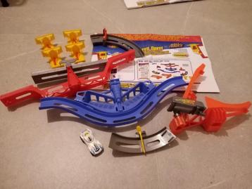 hotwheels racebaan beschikbaar voor biedingen