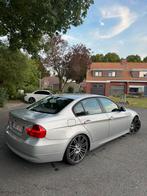 Bmw 320i gekeurd!, 4 deurs, Achterwielaandrijving, 1995 cc, 4 cilinders