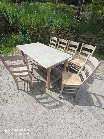 tafel + 6 stoelen 