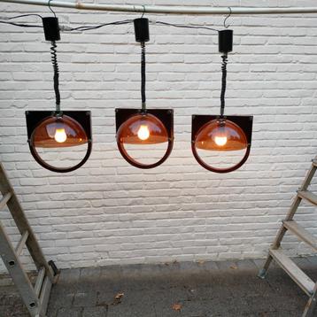 Uittrekbare hanglampen. 3x. Retro. Bruin plexiglas & hout. beschikbaar voor biedingen