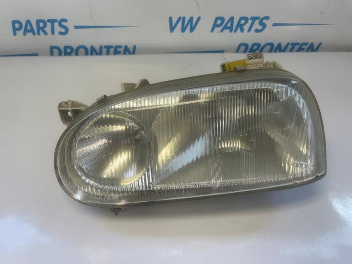 Phare gauche d'un Volkswagen Golf, Autos : Pièces & Accessoires, Éclairage, Utilisé, 3 mois de garantie, Enlèvement ou Envoi