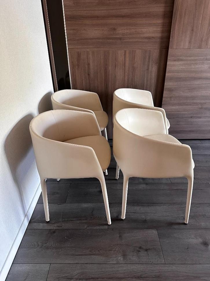 MDF Italia Achille 4st., Huis en Inrichting, Stoelen, Gebruikt, Vier, Leer, Stof, Wit, Ophalen