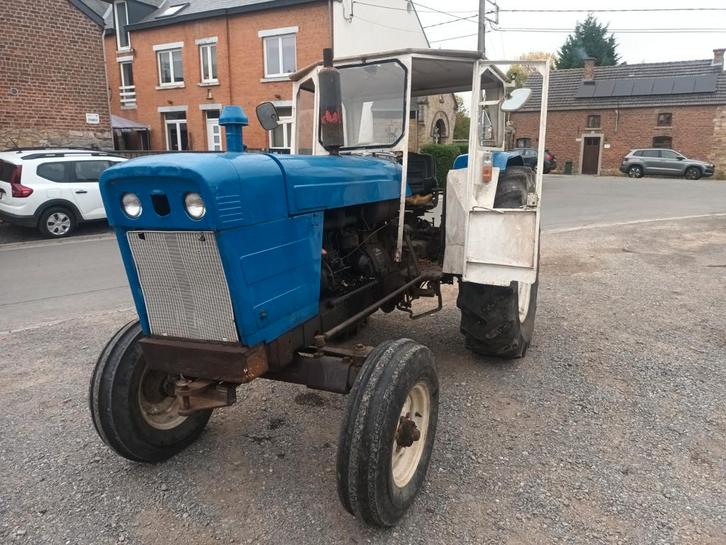 2 tracteurs à vendre, Zakelijke goederen, Landbouw | Tractoren, Massey Ferguson, Ophalen