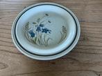BORD van het service Royal Doulton Hill Top, Gebruikt, Ophalen of Verzenden, Bord(en), Overige stijlen