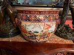 Chinese cachepot, Ophalen