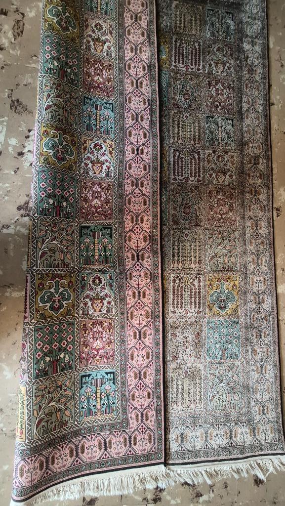 perzisch,Oosterse tapijt ( kashmir )stijl met leuke motieven, Antiek en Kunst, Antiek | Tapijten, Tafelkleden en Textiel, Ophalen