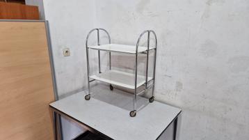 klaptafel met wielen vintage jaar 60 70 afmetingen 40x beschikbaar voor biedingen