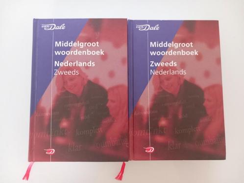 Van Dale woordenboek Zweeds Nederlands taalcursus Zweden, Boeken, Woordenboeken, Zo goed als nieuw, Nederlands, Van Dale, Ophalen of Verzenden