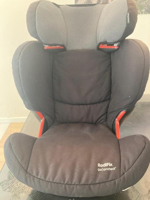 Siège auto RodiFix AirProtect de MaxiCosi (15 à 36 kg), Enfants & Bébés, Sièges auto, Utilisé, Maxi-Cosi, 15 à 36 kg, Ceinture de sécurité ou Isofix