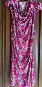 Séduisante robe fleurie ajustée manches 3/4 50 neuf, Rose, Taille 46/48 (XL) ou plus grande, Sous le genou, Enlèvement ou Envoi