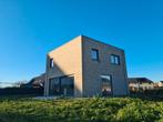 Woning te koop in Roeselare, 138 m², Vrijstaande woning