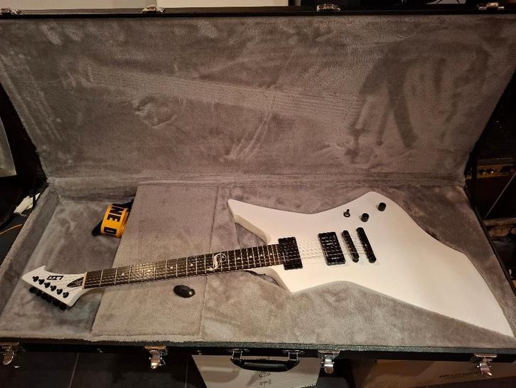 Guitare LTD Snakebite, Musique & Instruments, Instruments à corde | Guitares | Électriques, Comme neuf, Solid body, Autres marques