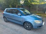 Te koop skoda fabia 1.2 benzine, Auto's, Stof, Zwart, Blauw, 5 deurs