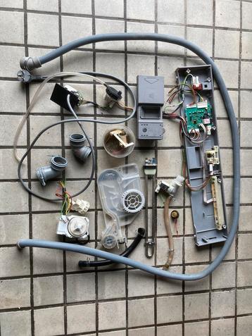 Onderdelen vaatwasser Hoover HLSI300GT (zie onderdelen lijst beschikbaar voor biedingen