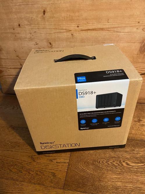 Synology DS918+ NAS (8gb ram upgrade) + evt. hdd, Computers en Software, Harde schijven, Zo goed als nieuw, Server, HDD, SATA