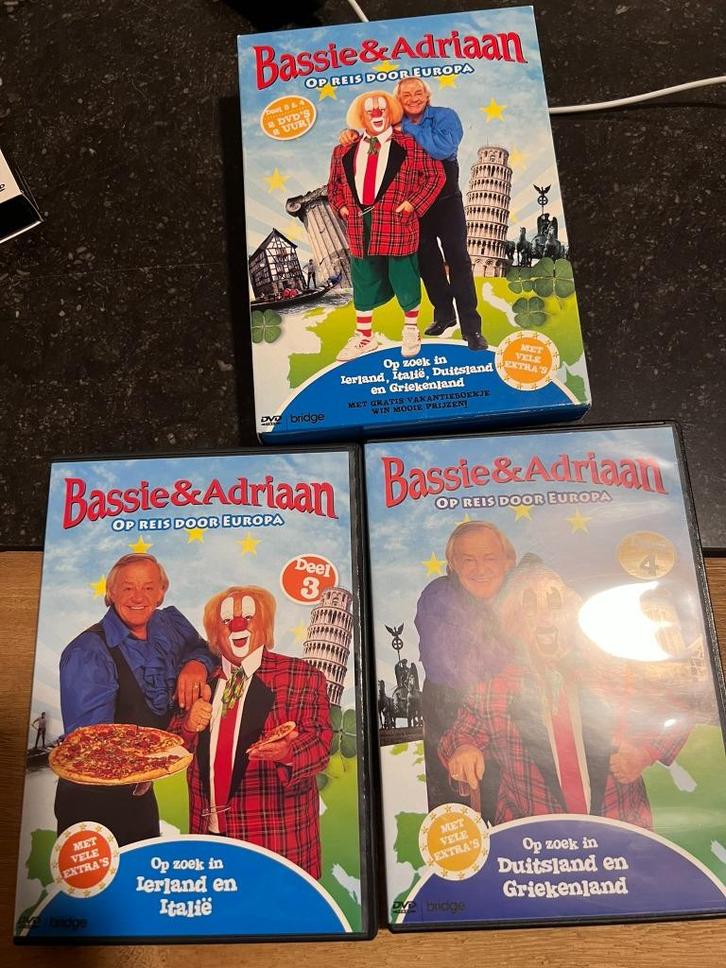 Bassie & Adriaan op reis door Europa Deel 3 & 4, CD & DVD, DVD | Enfants & Jeunesse, Comme neuf, TV fiction, Coffret, À partir de 6 ans