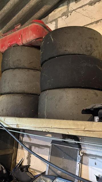Slicks banden ( Hankook ) beschikbaar voor biedingen