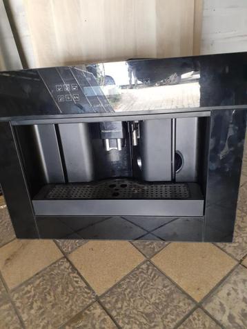 Küppersbusch ingebouwde koffiemachine beschikbaar voor biedingen