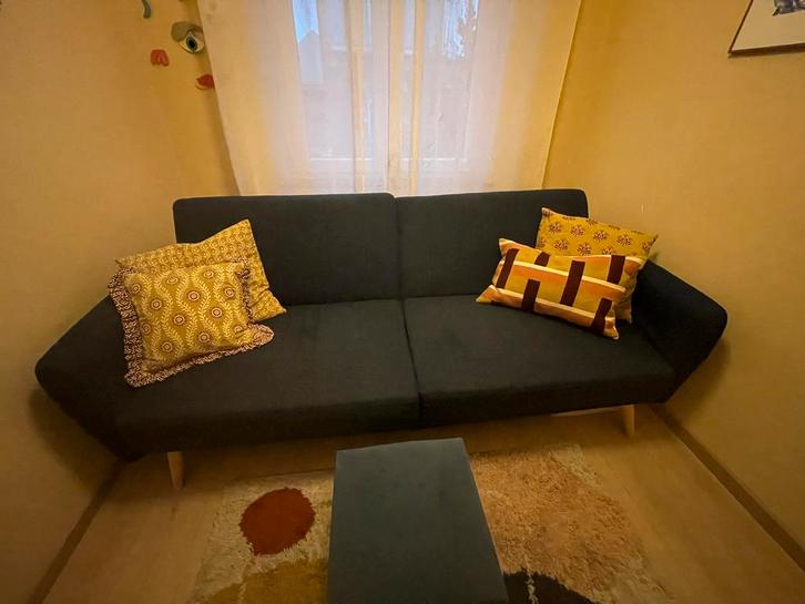 Canapé convertible à donner – encore confortable, Huis en Inrichting, Zetels | Zetels, Gebruikt, Rechte bank, Tweepersoons, 200 tot 250 cm