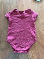 Body de bébé violet avec boules blanches, Enfants & Bébés, Vêtements de bébé | Taille 62, Enlèvement ou Envoi, Comme neuf