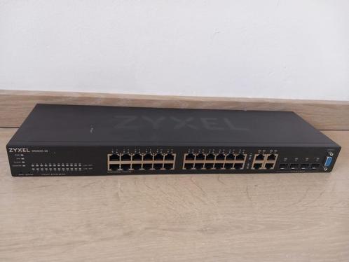 GS2220-28HP, Computers en Software, Netwerk switches, Zo goed als nieuw, Ophalen