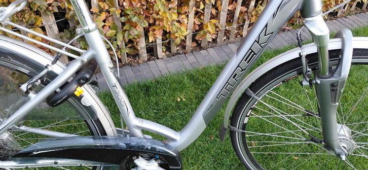 2 fiesten, Fietsen en Brommers, Fietsen | Heren | Herenfietsen, Zo goed als nieuw, Overige merken, Versnellingen, Ophalen