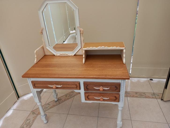 COIFFEUSE ARTISANALE., Huis en Inrichting, Tafels | Kaptafels, Zo goed als nieuw, 100 tot 150 cm, 100 tot 150 cm, Hout, Ophalen