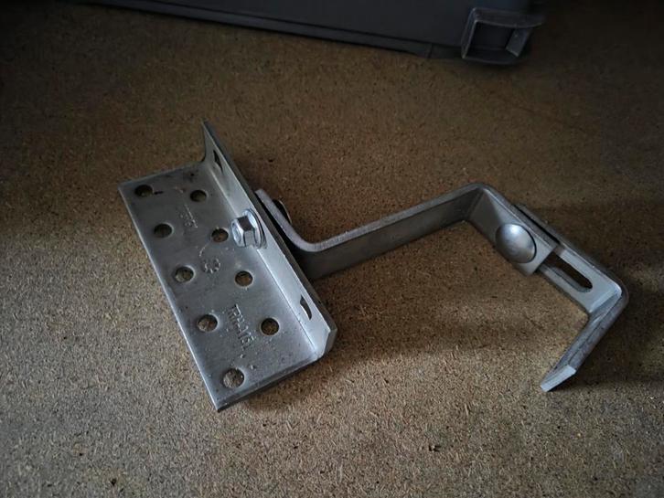 Dakhaken te koop en allerhande installatie materiaal, Doe-het-zelf en Bouw, Zonnepanelen en Toebehoren, Nieuw, Ophalen