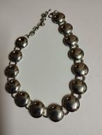 Een halsband kleur zilver, Handtassen en Accessoires, Kettingen, Zo goed als nieuw, Zilver, Zilver, Ophalen