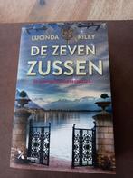 Boek de zeven zussen, Boeken, Ophalen of Verzenden, Nieuw, Lucinda Riley
