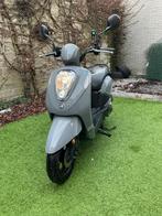 Sym mio 50 a klasse, Fietsen en Brommers, Klasse A (25 km/u), Zo goed als nieuw, Benzine, 50 cc