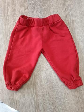 Broek maat 74 beschikbaar voor biedingen