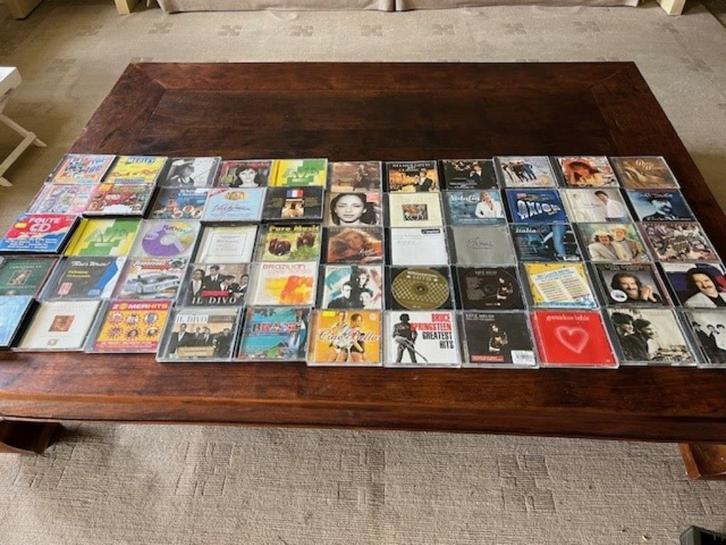 CD - 105 stuks en 1 DVD White Chicks, Cd's en Dvd's, Cd's | Pop, Zo goed als nieuw, 2000 tot heden, Ophalen