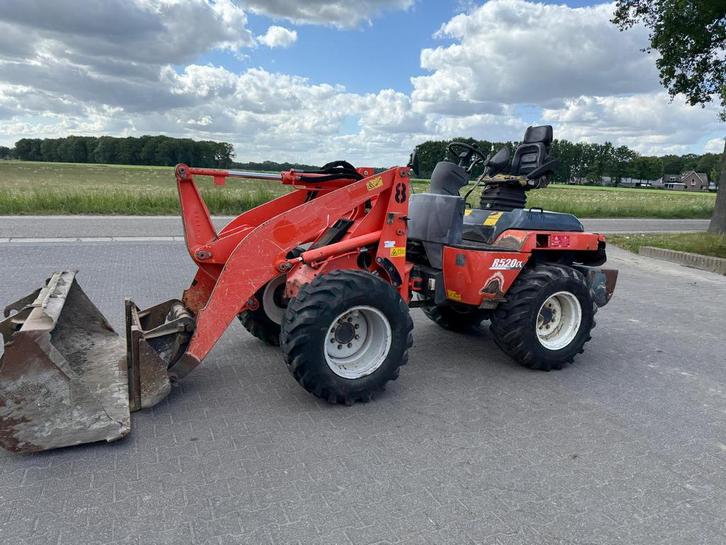Kubota R520NH shovel/loader (bj 2011), Zakelijke goederen, Machines en Bouw | Heftrucks en Intern transport, Ophalen