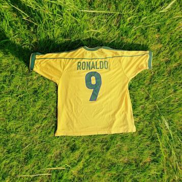 ronaldo Maat L beschikbaar voor biedingen