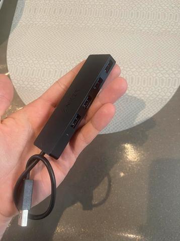 USB HUB beschikbaar voor biedingen