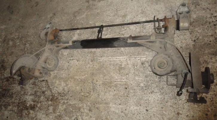 A vendre essieu Passat, Auto-onderdelen, Overige Auto-onderdelen, Volkswagen, Gebruikt, Ophalen