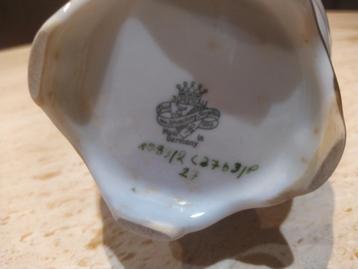 petit vase beschikbaar voor biedingen