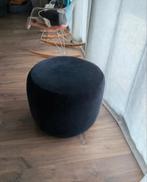 Mooie ronde poef van Ikea model Stockholm, Huis en Inrichting, Zetels | Voetbanken en poefs, Ophalen of Verzenden, Zo goed als nieuw