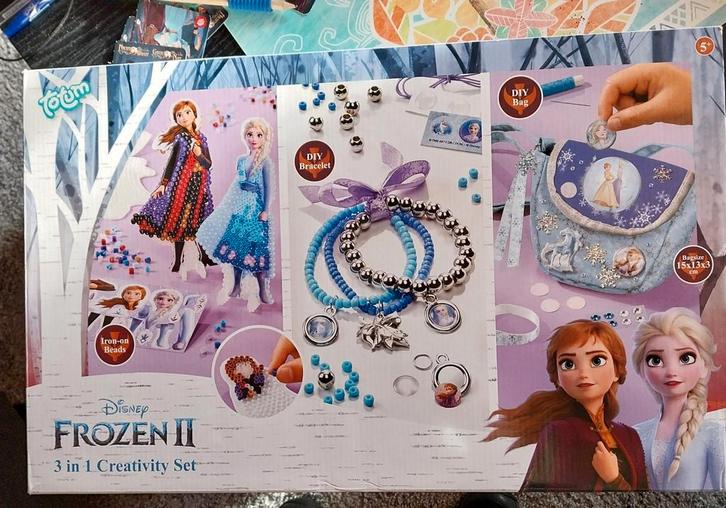 FROZEN II strijkparels, armbandje en handtasje, Hobby en Vrije tijd, Knutselen, Zo goed als nieuw, Ophalen