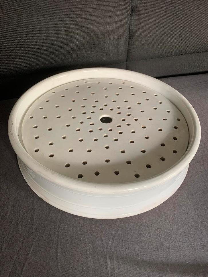 Boch ronde afdruipschaal voor glaswerk., Antiek en Kunst, Curiosa en Brocante, Ophalen of Verzenden