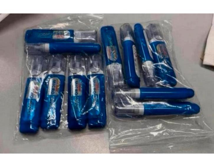 Stylo correcteur liquide Pentel Micro Correct 12X, Divers, Accessoires de bureau, Neuf, Enlèvement ou Envoi