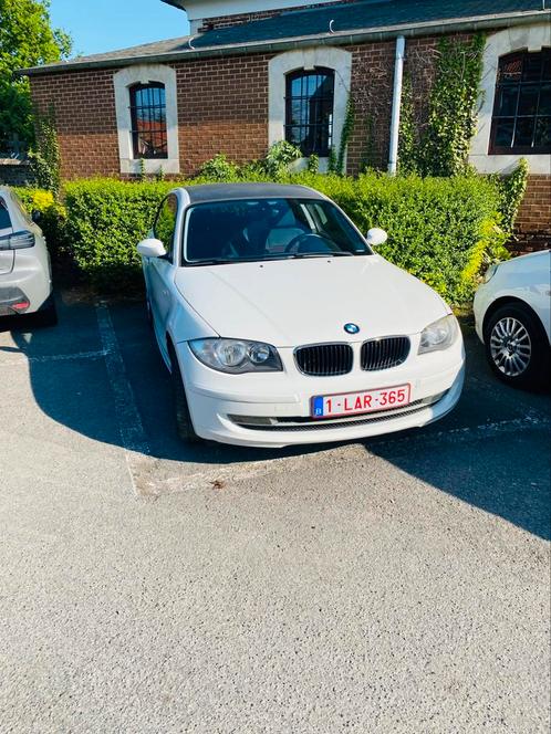 BMW 118 i wit/zwart interieur., Auto's, BMW, Particulier, 1 Reeks, ABS, Benzine, Euro 4, Coupé, 3 deurs, Handgeschakeld, Wit, Zwart