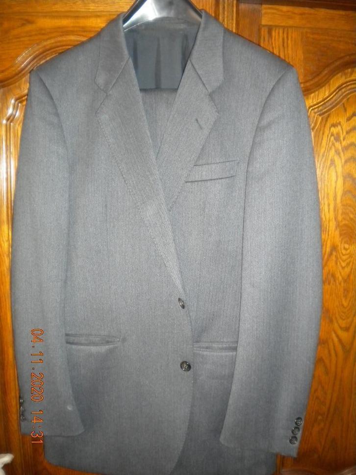 Grijs kostuum (retro), Kleding | Heren, Kostuums en vesten, Maat 52/54 (L), Grijs, Ophalen